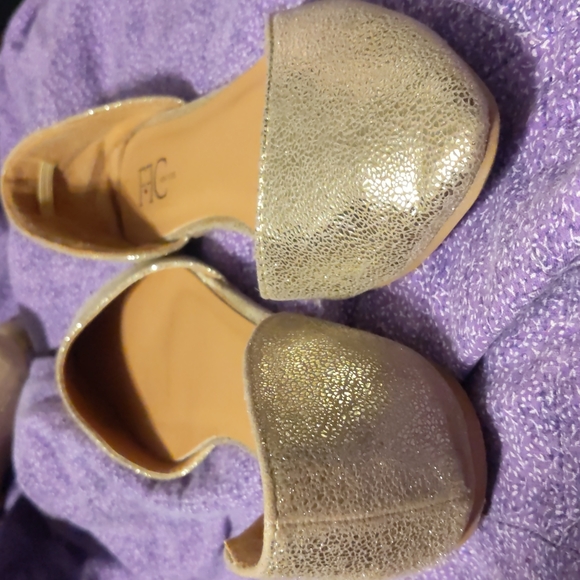 FFC New York Bale Gold Metallic D'ORSEY Flats 6.5 Golden Slippers - Picture 7 of 7